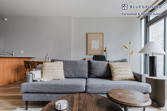 505 N State St, Unit SI FL22-ID1142 in Chicago, IL - Foto de edificio - Building Photo