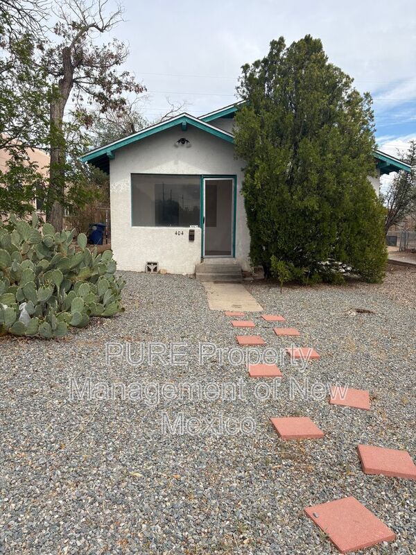 property at 404 Harvard Dr SE