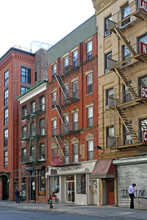 181 Mott St in New York, NY - Building Photo - Building Photo