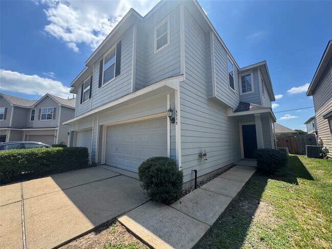 5715 Vinemont Ln