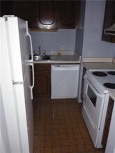 31565 Fraser Dr-Unit -12 in Fraser, MI - Building Photo - Building Photo