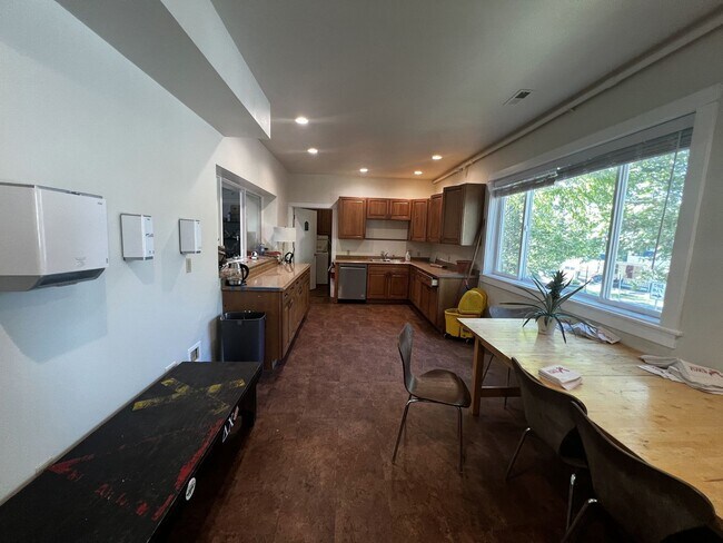 317 College Ave in Cheney, WA - Building Photo - Building Photo