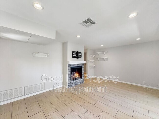 10686 Aderman Ave in San Diego, CA - Building Photo - Building Photo