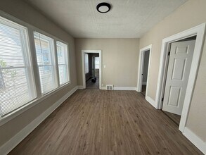 9142 Isham Ave in Detroit, MI - Building Photo - Building Photo