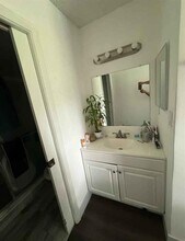 5161 NW 11th Ln in Pompano Beach, FL - Building Photo - Building Photo