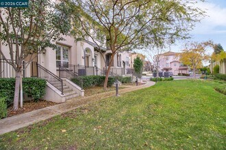 2066 Mendocino Lane in San Jose, CA - Building Photo - Building Photo