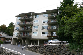 Tracy Ann Apartments in Seattle, WA - Building Photo - Building Photo