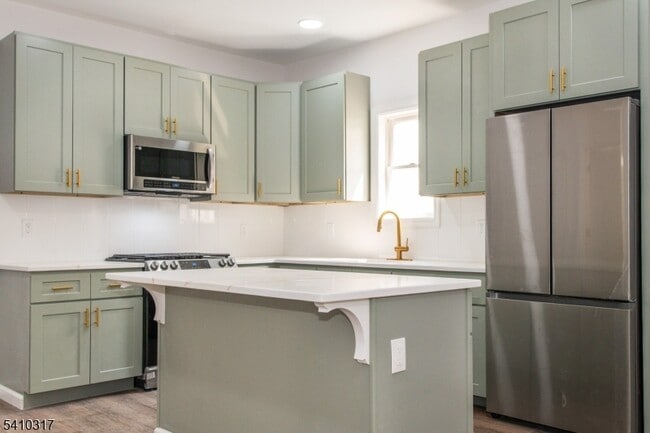 64 Grace St in Irvington, NJ - Building Photo - Building Photo