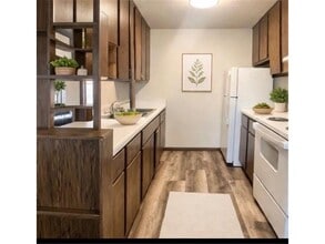 301 W Bert St in Lake Crystal, MN - Building Photo - Building Photo