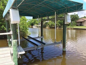 15140 Lyneburg Ave in Port Charlotte, FL - Building Photo - Building Photo