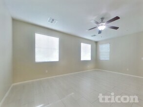 12551 W Hummingbird Terrace in Peoria, AZ - Building Photo - Building Photo