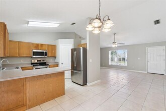 886 Scenic View Cir in Minneola, FL - Building Photo - Building Photo