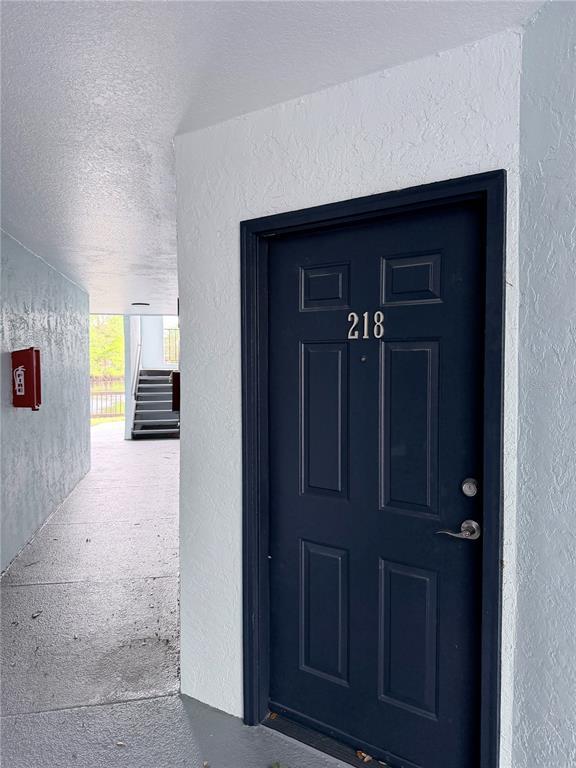 5713 Gatlin Ave in Orlando, FL - Building Photo - Building Photo