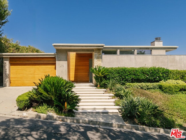 property at 1470 Carla Ridge