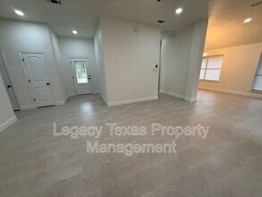 3802 Juniper Ct in Granbury, TX - Building Photo - Building Photo