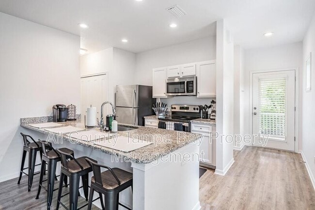 2604 N Highland Ave in Tampa, FL - Building Photo - Building Photo