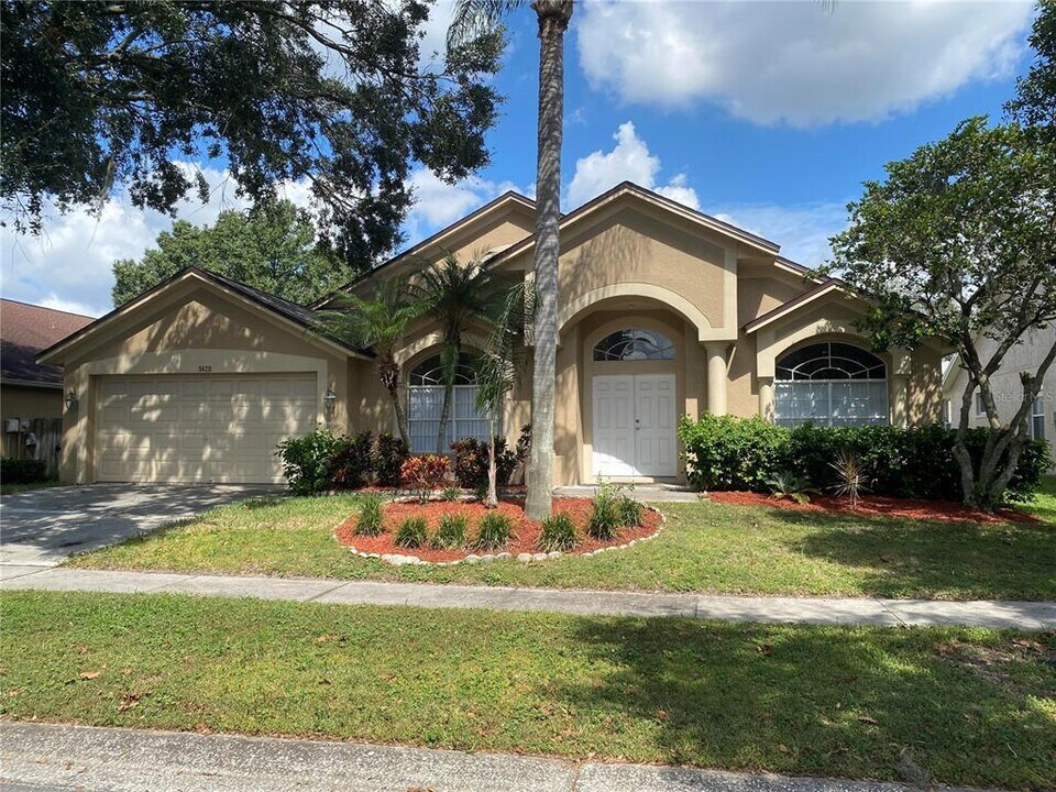 9420 Bluebird Dr in Tampa, FL - Building Photo
