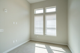 Encore Rise in Conroe, TX - Building Photo - Interior Photo