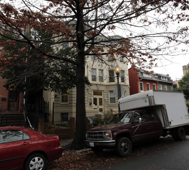 The Lanier in Washington, DC - Building Photo - Building Photo