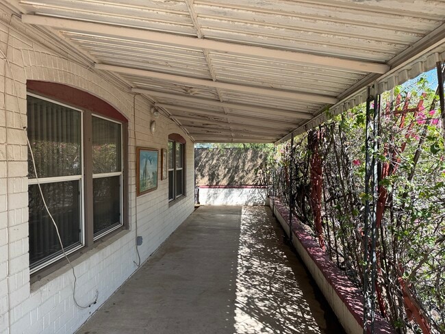 1402 E Diamond St in Phoenix, AZ - Building Photo - Building Photo