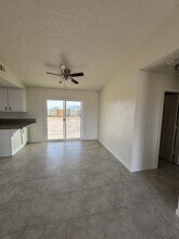 19672 Neuralia Rd in California City, CA - Building Photo - Building Photo