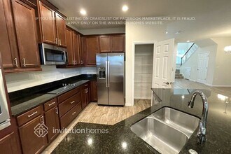 4954 Wandering Wy in Zephyrhills, FL - Building Photo - Building Photo