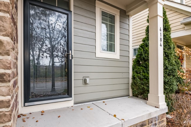 property at 4184 Hobbs Landing Dr W