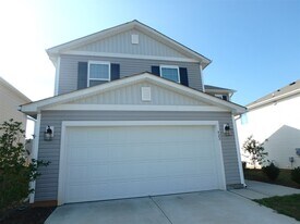 423 Kerriann Ln in Clayton, NC - Building Photo