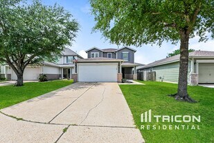 15543 Liberty Cypress Ct in Houston, TX - Building Photo
