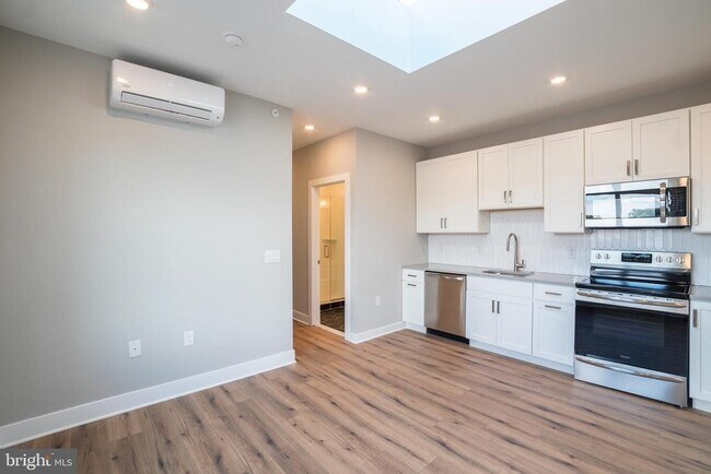 5007 Pentridge St in Philadelphia, PA - Building Photo - Building Photo