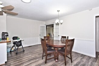513 N Village Pl, Unit A317 in Broken Arrow, OK - Building Photo - Building Photo