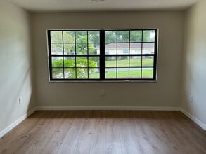 512 Poppell Dr in Lakeland, FL - Building Photo - Building Photo