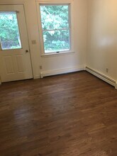 9 Circle Dr in Brewer, ME - Building Photo - Building Photo