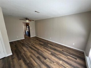 1506 Parkside Dr in Carrollton, TX - Building Photo - Building Photo