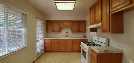 421 Deodara St in Vacaville, CA - Building Photo - Building Photo
