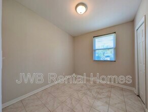 9064 11th Ave in Jacksonville, FL - Building Photo - Building Photo