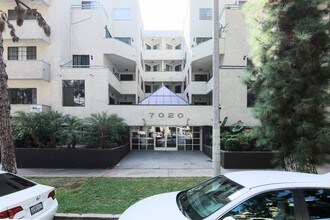 7020 Lanewood Ave, Los Angeles, CA 90028 in Hollywood, CA - Building Photo - Building Photo
