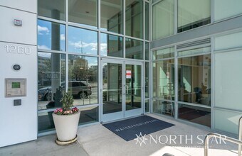 1260 NW Naito Pkwy in Portland, OR - Building Photo - Building Photo