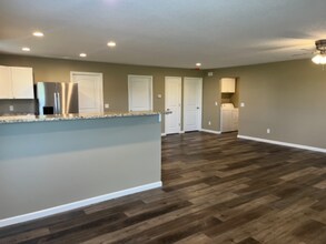 118 W Cedar Ln in New Sharon, IA - Building Photo - Building Photo
