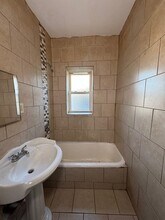 220 Roseville Ave in Newark, NJ - Building Photo - Building Photo
