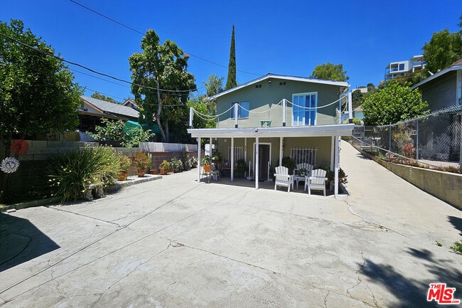 property at 1716 Grafton St