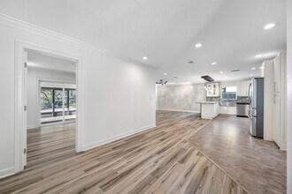 16324 Bonneville Dr in Tampa, FL - Building Photo - Building Photo