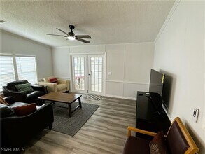 3158 Bunny Run Dr in North Fort Myers, FL - Building Photo - Building Photo