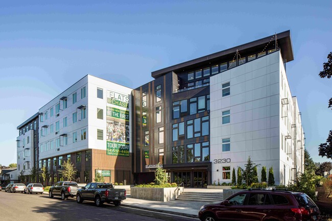 The Flats at Chase in Eugene, OR - Foto de edificio - Building Photo