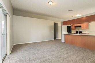 8664 Wellington Loop in Kissimmee, FL - Building Photo - Building Photo