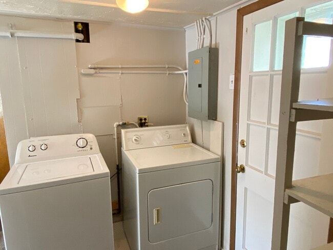 5525 42nd Ave S in Minneapolis, MN - Building Photo - Building Photo