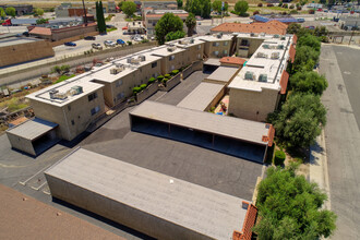 Casa Violin Canyon Apartments in Castaic, CA - Building Photo - Building Photo