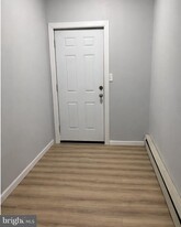 504-506 Pine Hill St in Minersville, PA - Building Photo