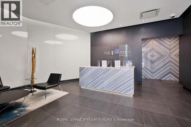 199 Slater St. in Ottawa, ON - Building Photo - Building Photo