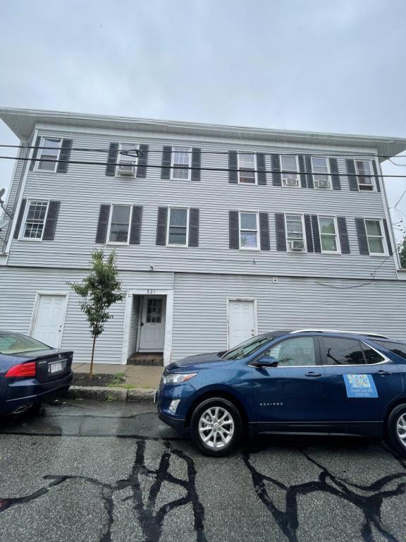 property at 321 Washington St